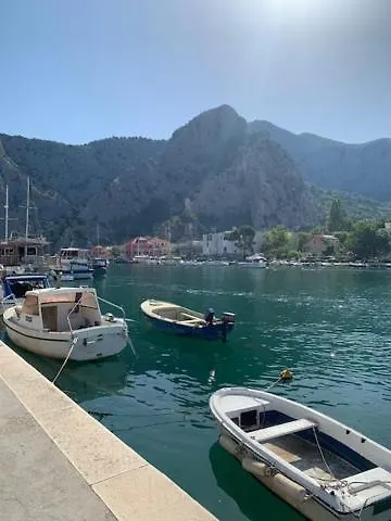 Panorama Sea View H Апартаменты Омиш